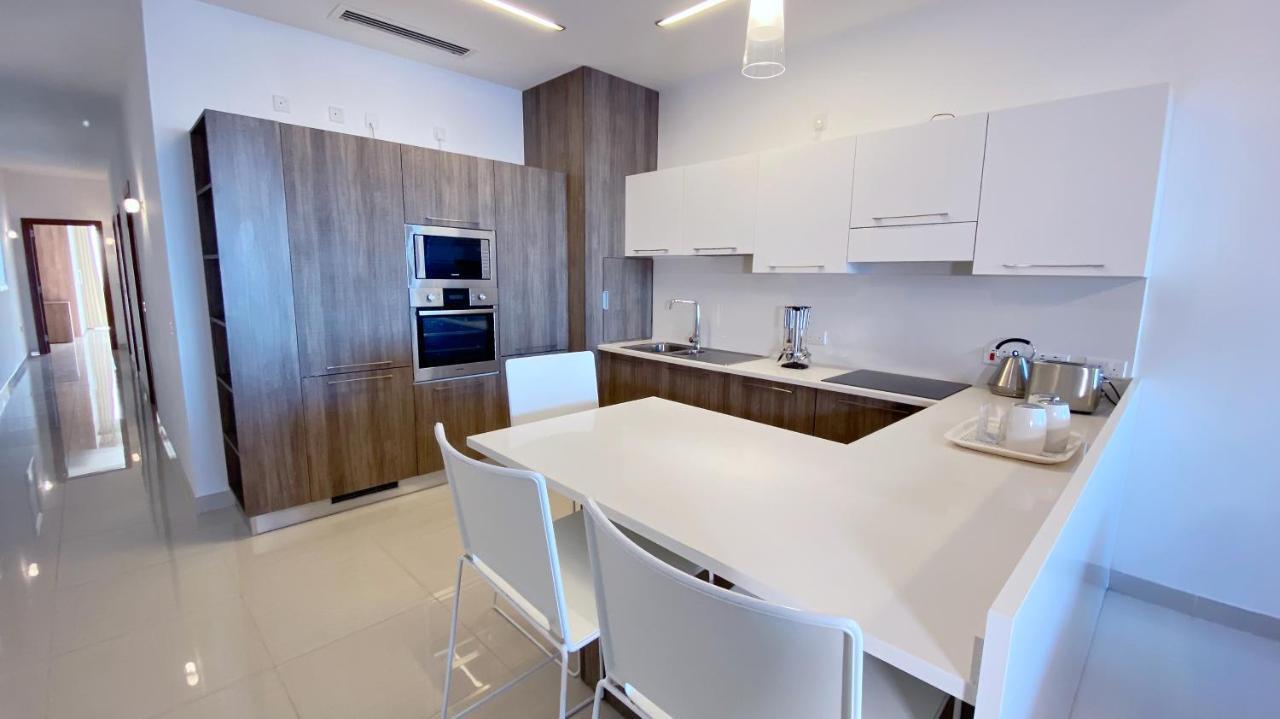 Quisisana - Cast Renting *